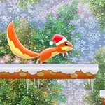 V zasneženej krajine beží veverička v santa čiapke smerom k žaluďu na zamrznutej platforme