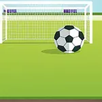 Futbalová lopta pred bránkou na zelenom ihrisku